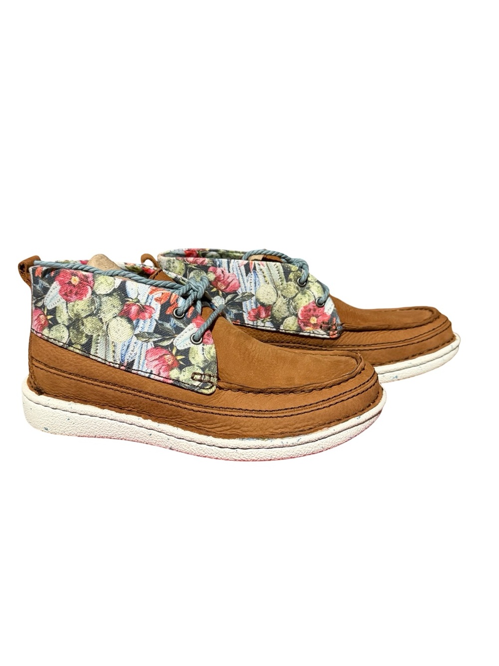 Justin Boots Women's Breezy Casual Shoes - Breezy Pecan with floral canvas Sz 5